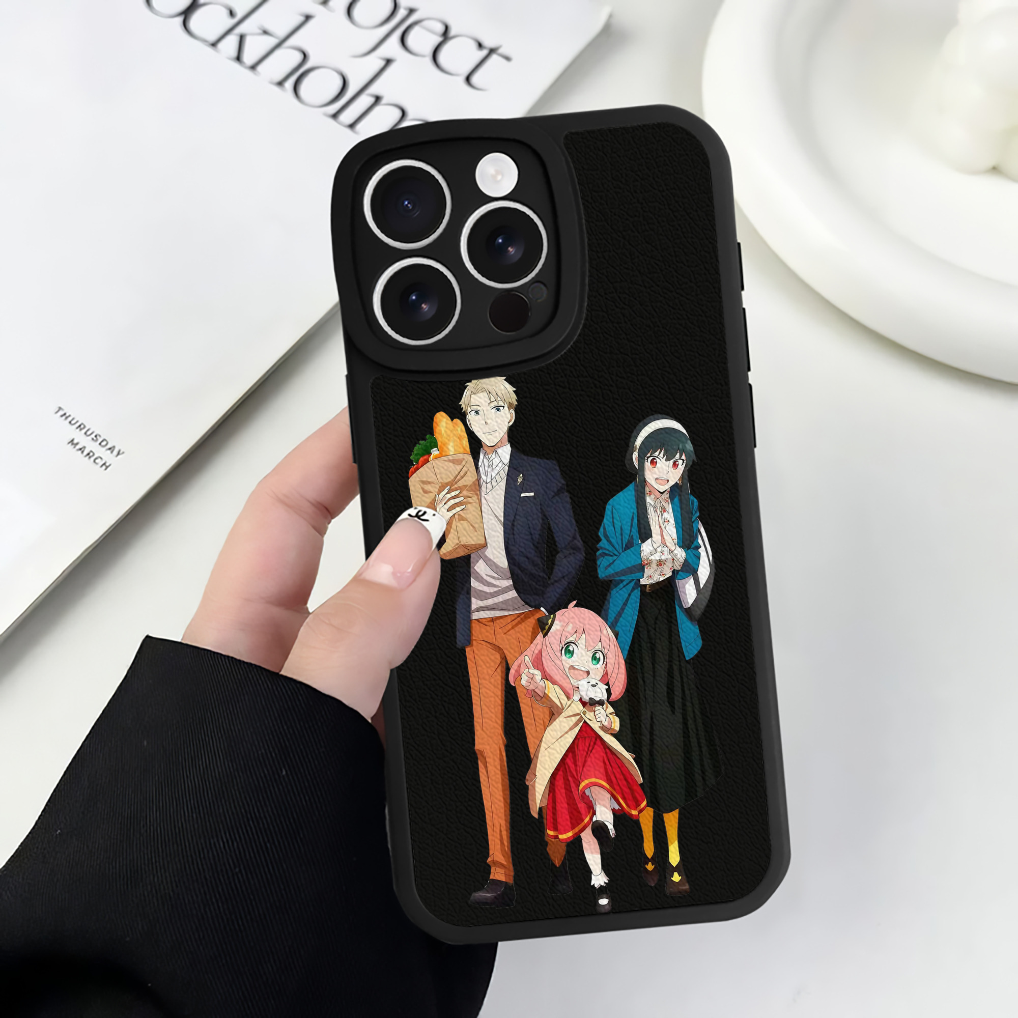 （画像用） SPY×FAMILY间谍家家酒 【iPhone 16シリーズ対応】シリコンスマホケース（レザー調） 材質：シリコン